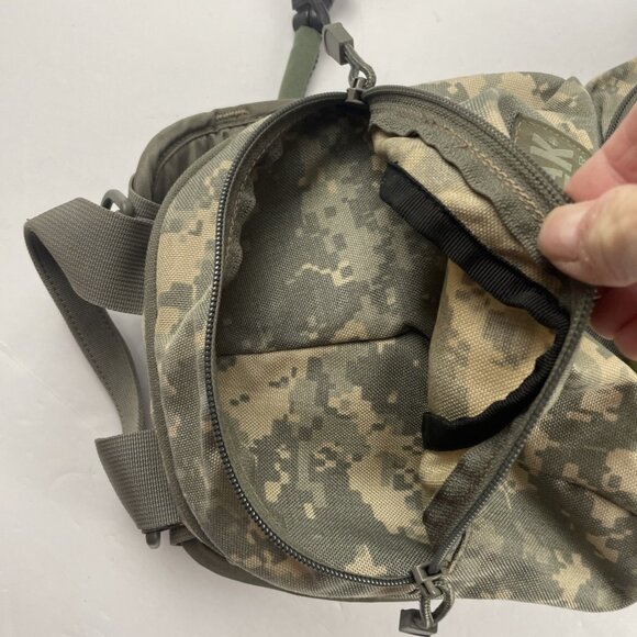 Camelbak Maximum Gear Digital Camo Hydration Backpack With Bladder Hiking Bag - Picture 11 of 14